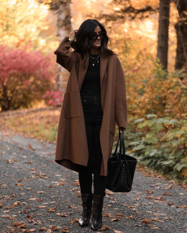 How I style my coats for Fall 🍂 To shop, comment the word "LINKS" below and I'll send you all the details to similar coats to help you achieve this look xx 

OTHER WAYS YOU CAN SHOP 
➕ tap the link in my ig bio @stylinbyaylin 
➕ go to www. Stylin.me (http://www.Stylin.me)
➕ you can also shop all my looks in the LTK app...follow me there! Username: Stylinbyaylin

#fallstyle #fashioninspo #stylinbyaylin