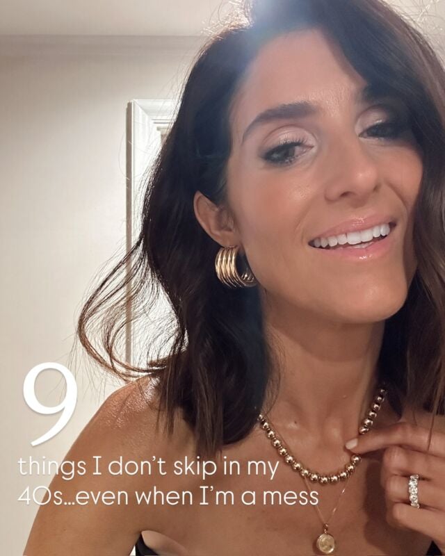 Comment &ldquo;DETAILS PLEASE&rdquo; and I&rsquo;ll send you a DM with these things I don&rsquo;t skip in my 40s even when I&rsquo;m a mess 😅 What is something in your daily routine you don&rsquo;t skip no matter what? Would love to hear in the comments below❤️ I hope you have a great week xx 

#stylinbyaylin #amazonfind #inmy40s #skincare #selfcareroutine #founditonamazon #everydayskincare #selflove #everydayessentials