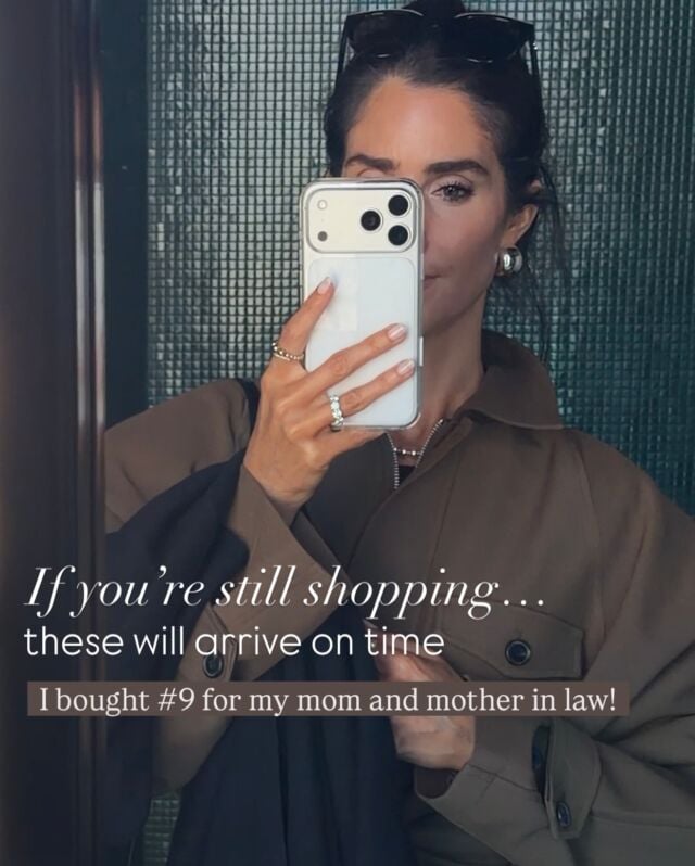 Comment &ldquo;LAST MIN&rdquo; and I&rsquo;ll send you all of the details to these last minute gift ideas that will arrive on time! BTW I bought slide # 9 for my mom and MIL ❤️🙌🏼 looks expensive without breaking the bank! xx 

You must be following me @stylinbyaylin to receive a DM

#lastminutegifts #founditonamazon #amazongifts #stylinbyaylin