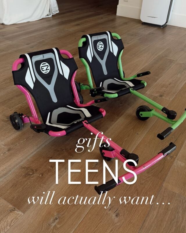 Comment &ldquo;TEENS&rdquo; and I&rsquo;ll send you all of the details to these gift ideas your teens will actually want 🙌🏼✨ Comment down below what you&rsquo;ll be getting your teen this year 👇🏼 the more ideas the better! xx

You must be following me @stylinbyaylin to receive a DM❤️ 

#stylinbyaylin #teengifts #giftideas #founditonamazon